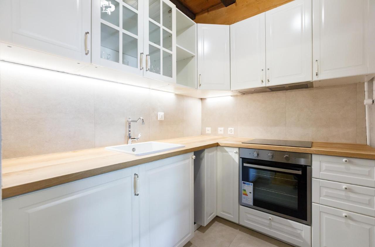 Clarens A Castle Spirit Apartment In Chateau Du Chatelard מראה חיצוני תמונה